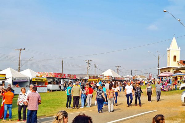 festa_morango_jarinuA