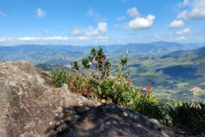 TRILHA DA PEDRA DO CARMO - PIRACAIA